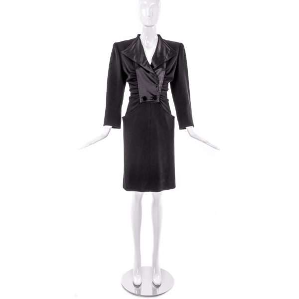 Jacqueline de Ribes Black Tuxedo Dress