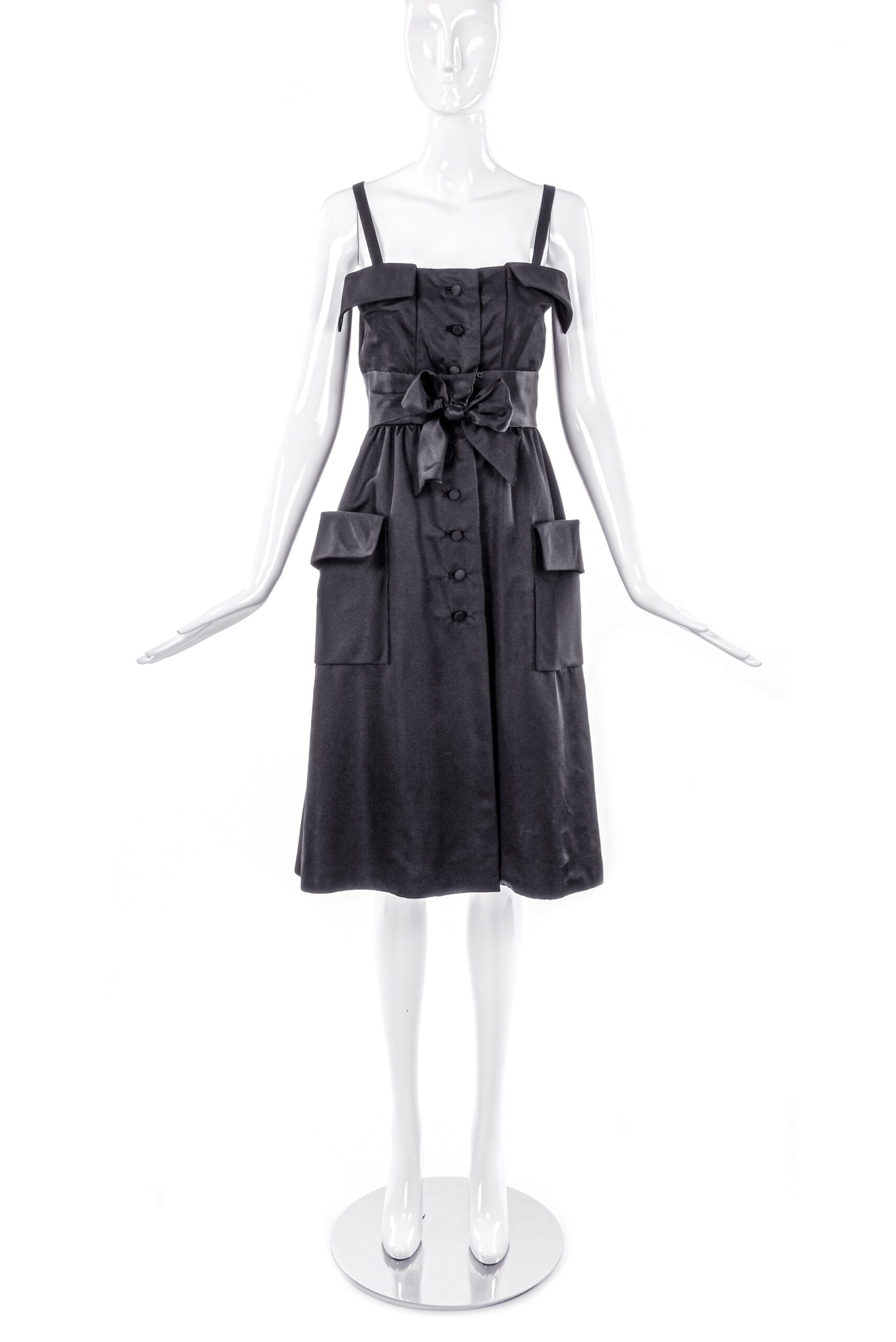 Geoffrey Beene Satin Dress with Pockets and a Bow – BOUTIQUE PURCHASE PRICE Geoffrey Beene Satin Dress with Pockets and a Bow – BOUTIQUE PURCHASE PRICE