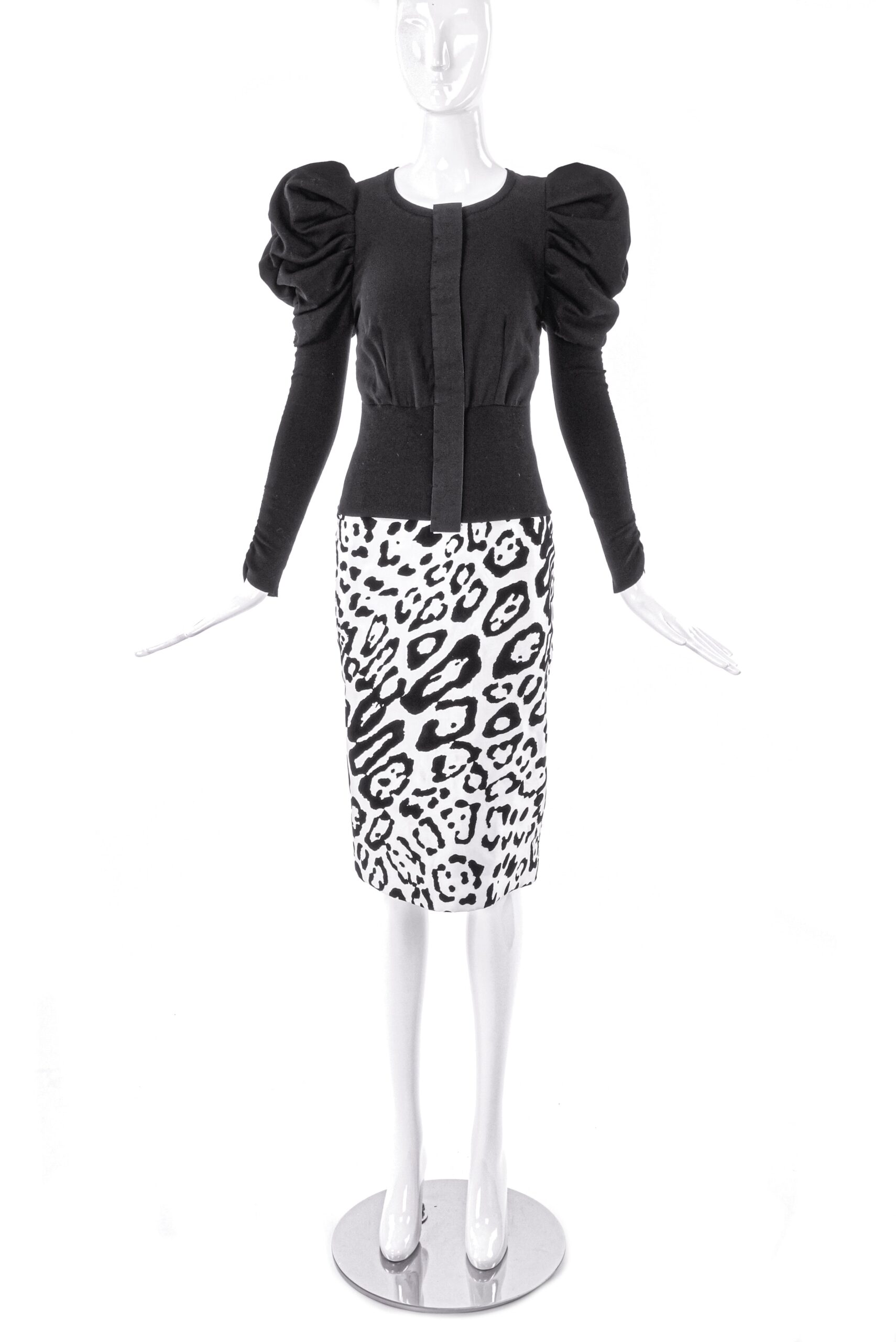 Dolce & Gabbana Puff Sleeve Cardigan and Snow Leopard Animal Print Pencil Skirt Dolce & Gabbana Puff Sleeve Cardigan and Snow Leopard Animal Print Pencil Skirt