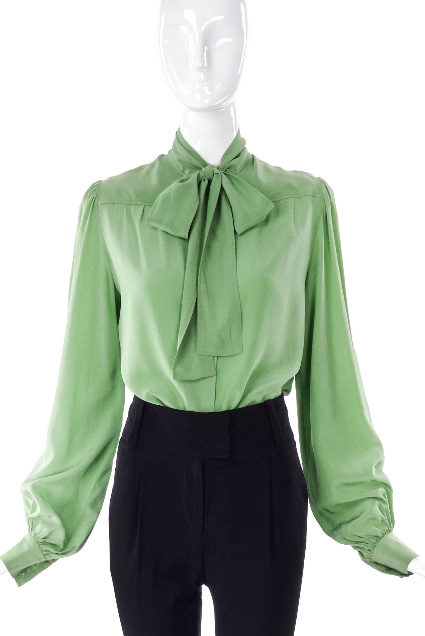 Givenchy Nouvelle Pistachio Green Silk Bow Blouse Givenchy Nouvelle Pistachio Green Silk Bow Blouse