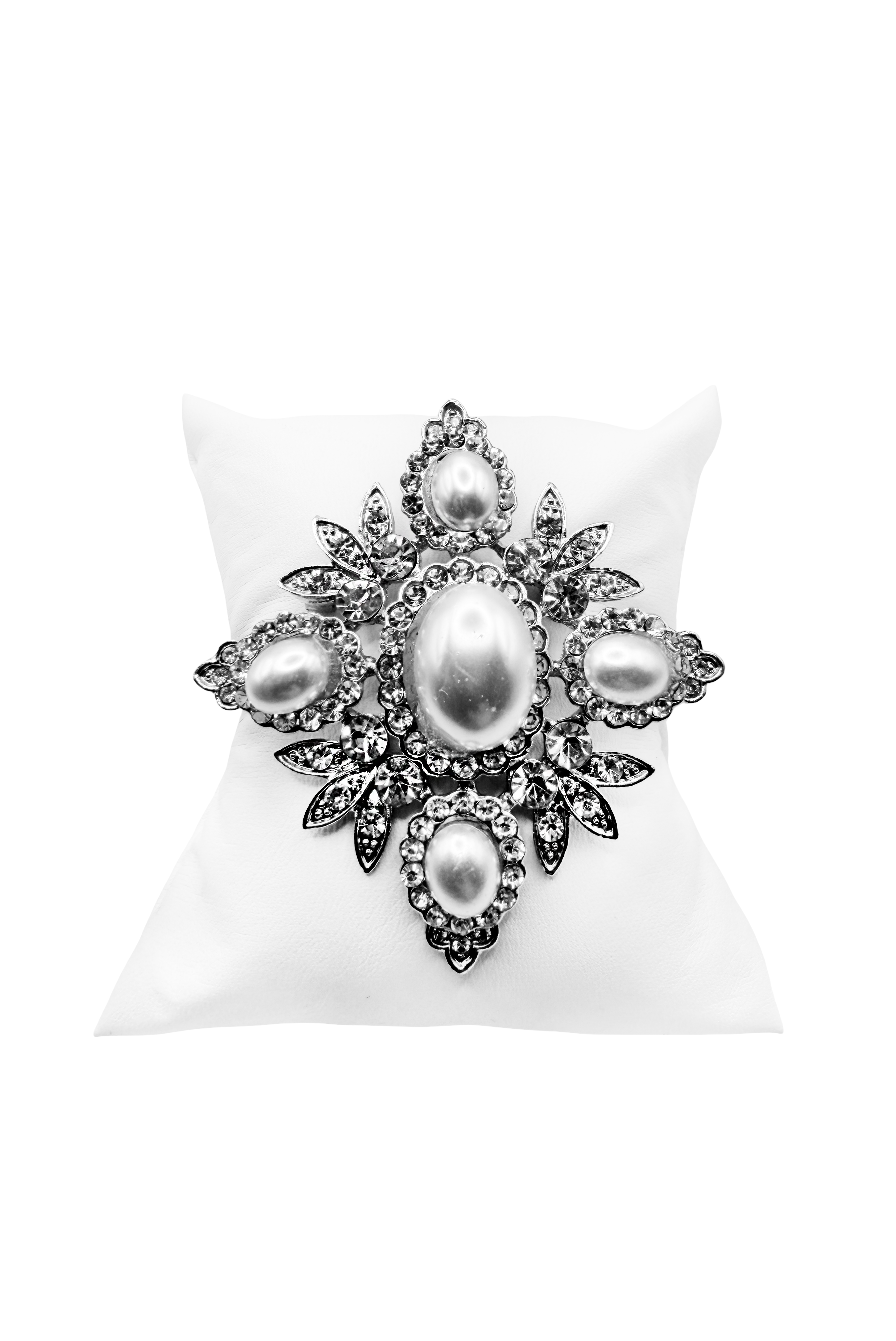 Vintage Pearl Crystal Leaf Cross Broach Vintage Pearl Crystal Leaf Cross Broach