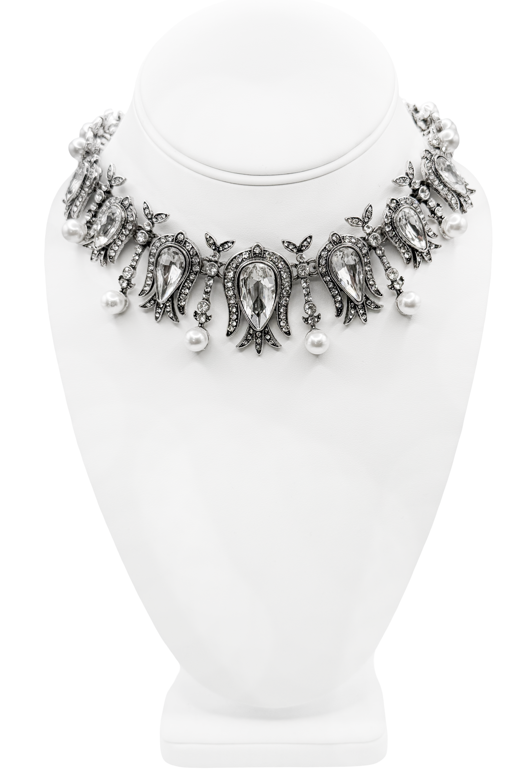 Oscar De La Renta Pearl and Pavé Crystal Necklace Oscar De La Renta Pearl and Pavé Crystal Necklace